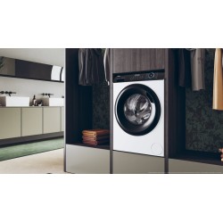 Haier I-Pro Series 3 HW90-B14939-IT lavatrice Caricamento frontale 9 kg 1400 Giri min Bianco