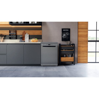 Hotpoint Ariston Lavastoviglie a libera installazione HFO 3O32 CW X