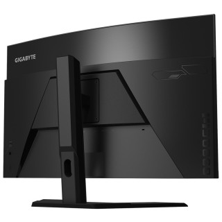 GIGABYTE G32QC A 31.5" Monitor da Gioco Curvo QHD - 2560 x 1440, 1500R, 165Hz, 1ms, 350 cd m², FreeSync Premium Pro, Display